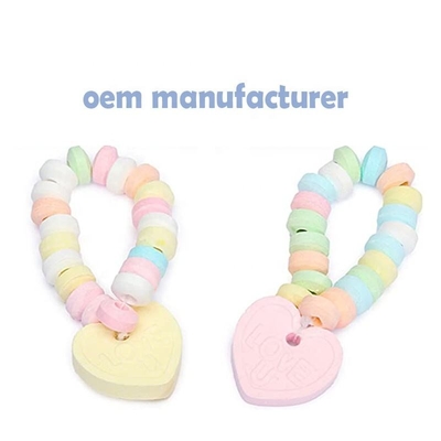 子供のためのOEMのタブレット キャンデーの完全菜食主義者の菓子のネックレスの菓子