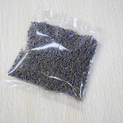 茶によって乾燥される花によって乾燥されるラベンダーの茶への草の健康な代わり