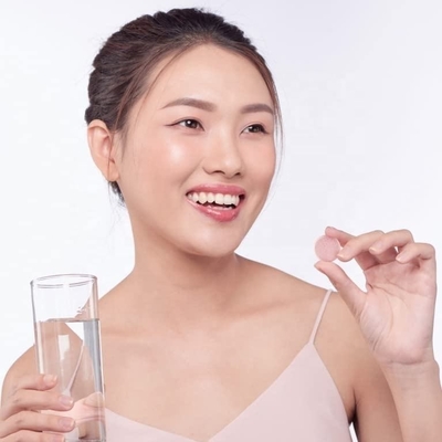 酸化防止食餌療法のためのOEMの丸薬商標のグルタチオンのビタミンCの沸騰性のタブレットを白くすることの皮を剥ぎなさい